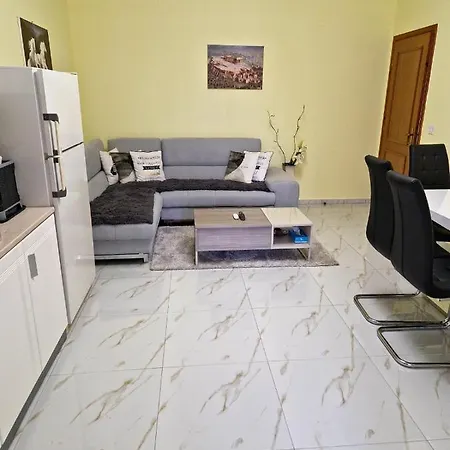 Paradise Luxury Nea Kallikrateia