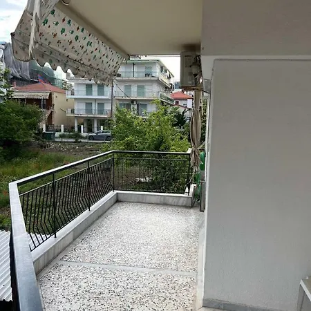 Paradise Luxury Nea Kallikrateia